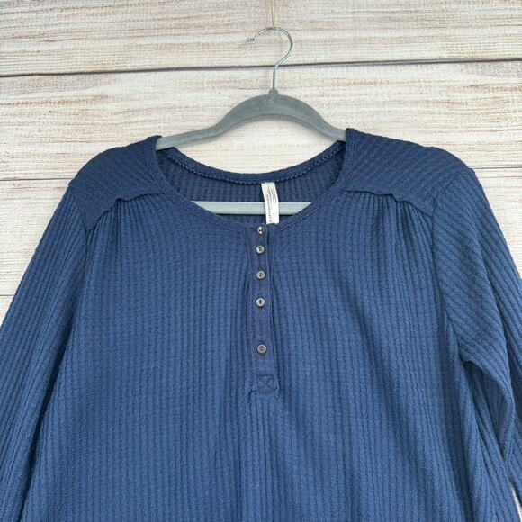 Anthropologie Henley Waffle Knit Blouse Womens Medium Navy Blue - Picture 3 of 12